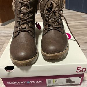 Brown SO boots